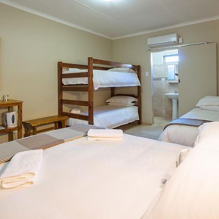 Hazeldene Accommodation Colesberg Eksteriør billede