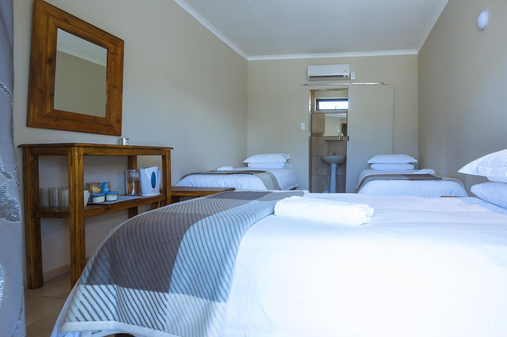 Hazeldene Accommodation Colesberg Eksteriør billede